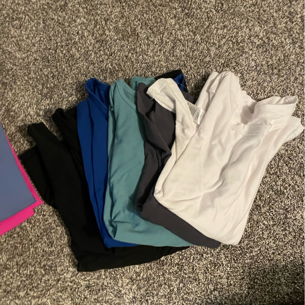 Healing hands long sleeve under shirts for scrubs size XXS